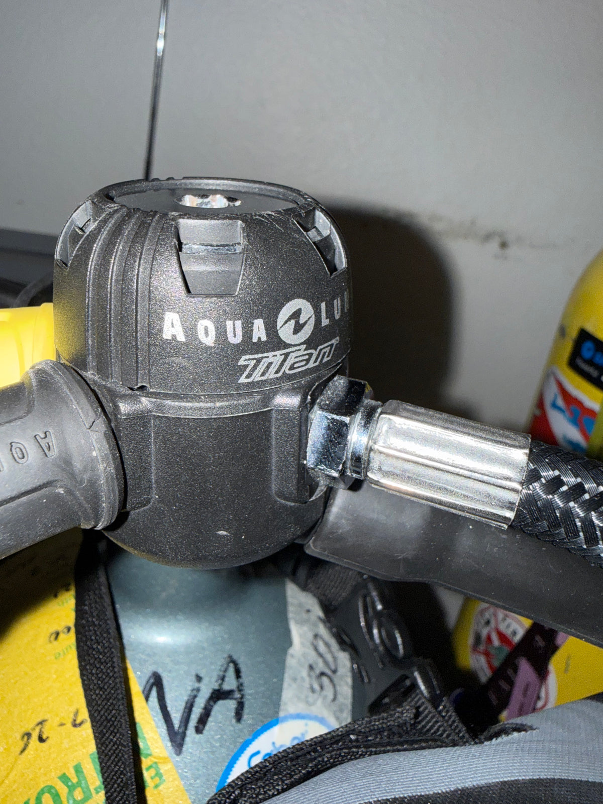 Aqualung Titan Regulator Set with Puck Octo & Mares Puck Air Dive Computer