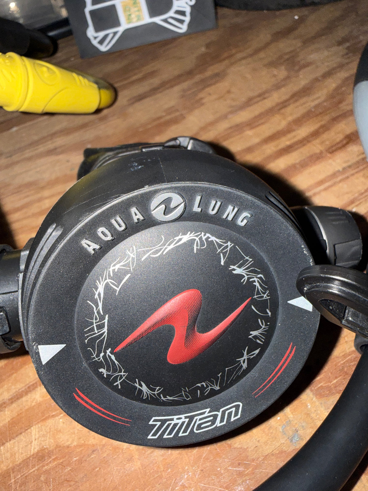 Aqualung Titan Regulator Set with Puck Octo & Mares Puck Air Dive Computer